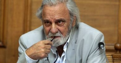 Μια πνευματική αποστασία και ένα μεγάλο έργο. Του Νικόλα Σεβαστάκη